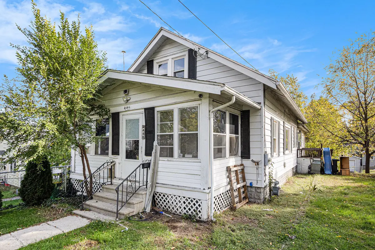 446 N 24th Street N, Springfield, MI 49037 - #1