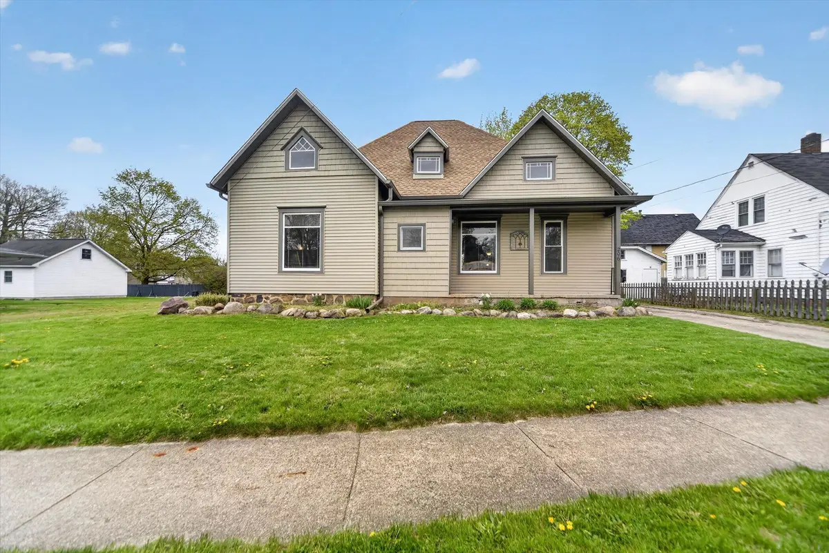 206 Exchange Street, Marshall, MI 49068 - #1