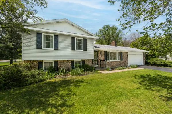 301 Sherman Drive, Marshall, MI 49068