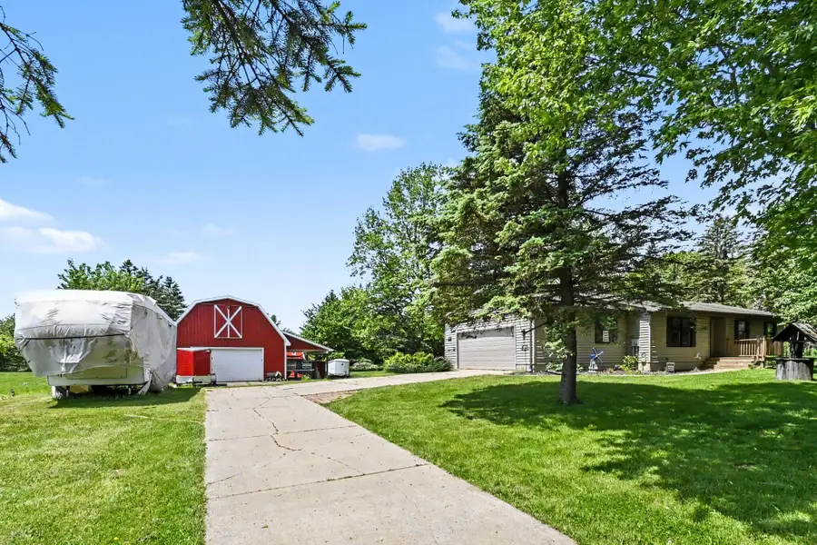 1691 N Michigan Road, Eaton Rapids, MI 48827 - #3