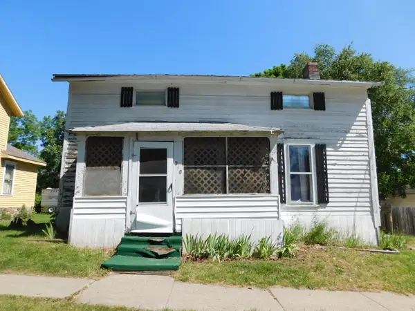 210 W Ash Street, Albion, MI 49224