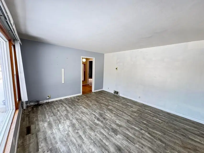 3334 W Glendora Road, Weesaw, MI 49128 - #2