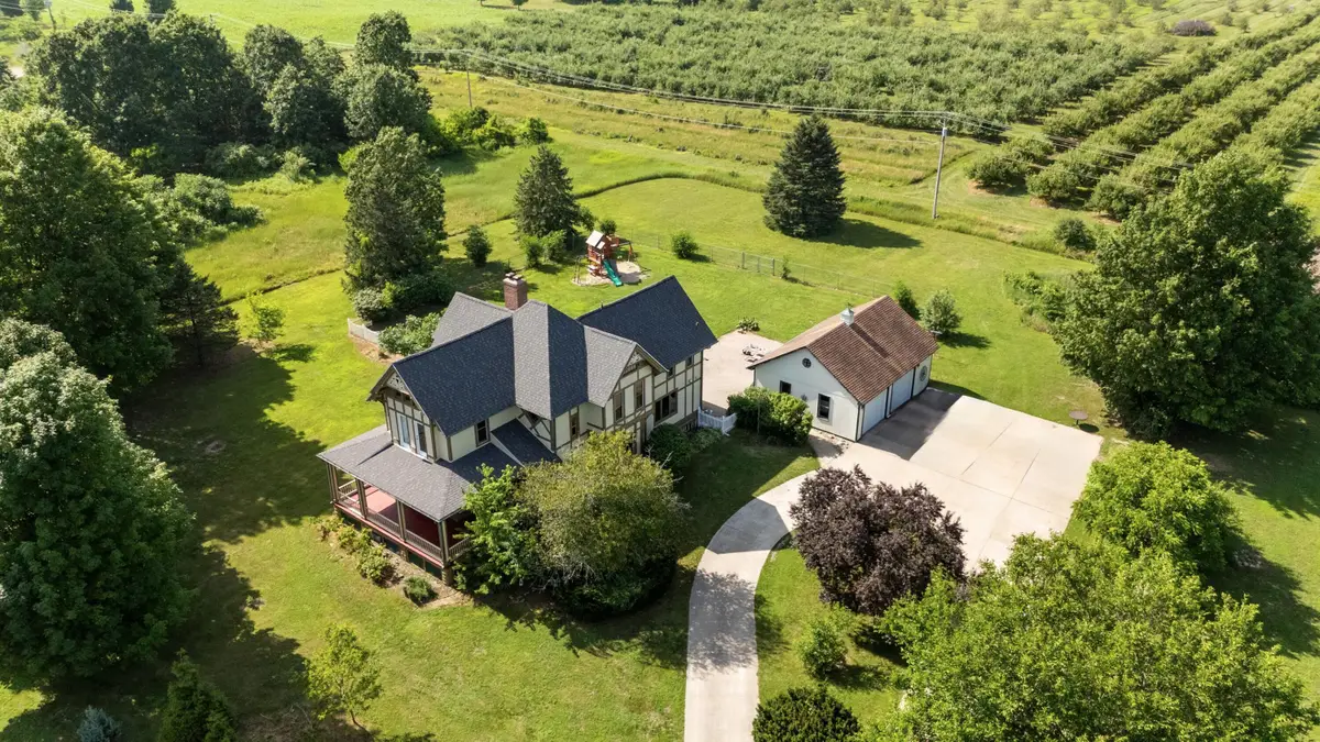 42304 W Red Arrow Highway, Paw Paw, MI 49079 - #1