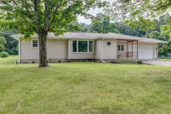 127 Beadle Lake Drive, BattleCreek, MI 49014