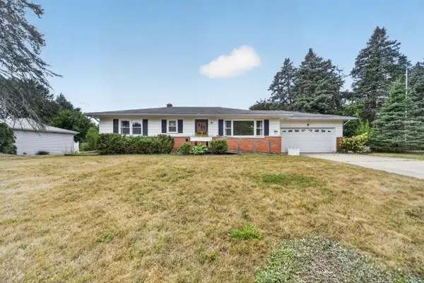 708 Greenridge Road, BattleCreek, MI 49015