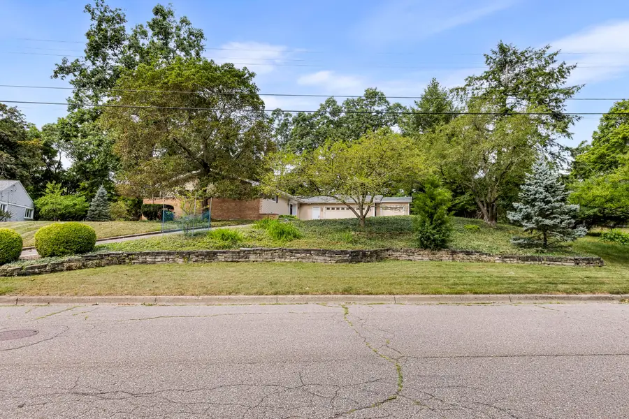 4340 Lakeside Drive, Kalamazoo, MI No - #2