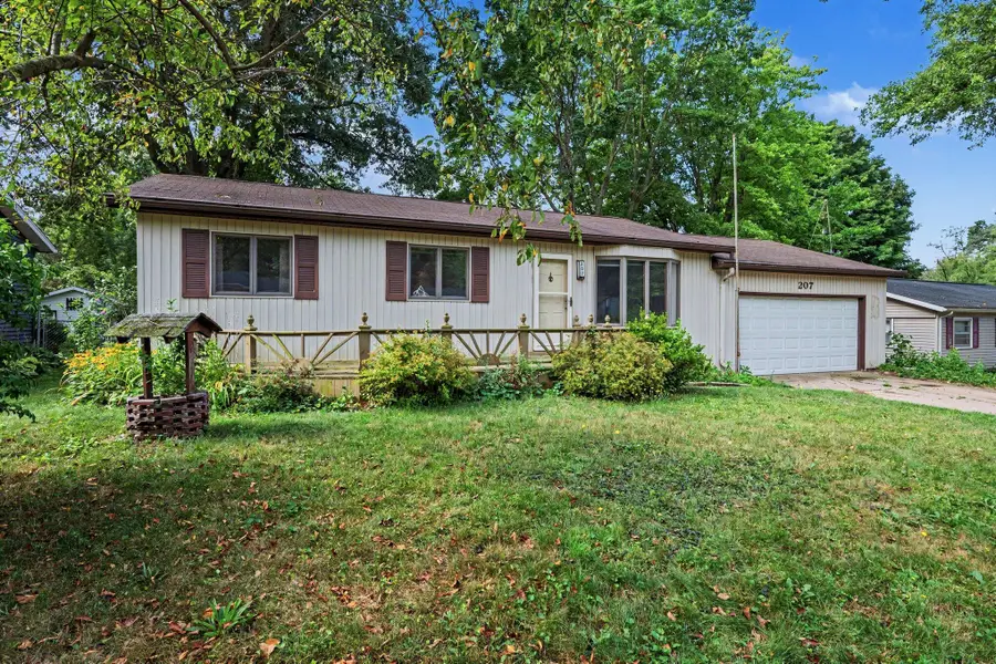 207 Dundee Drive, Emmett, MI 49014 - #2