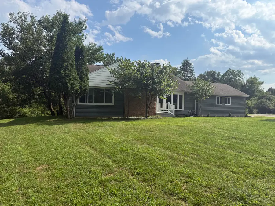 1122 W Green Street, Hastings, MI 49058 - #2