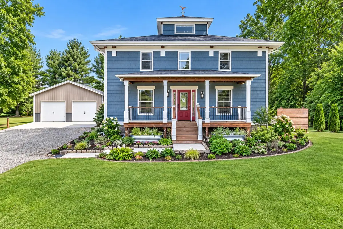 3952 W Michigan Avenue W, Level Park Oak Park, MI 49037 - #1