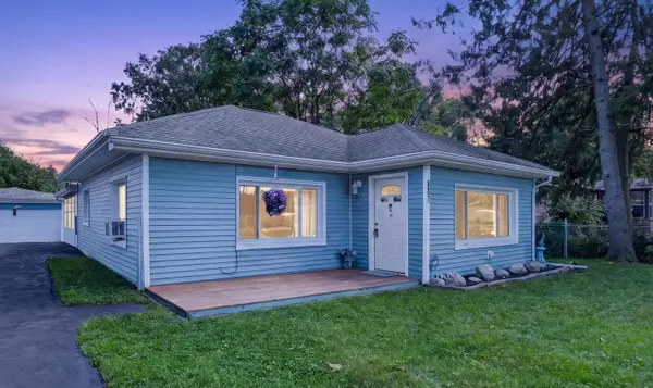 887 Bryant Avenue, Jackson, MI 49202