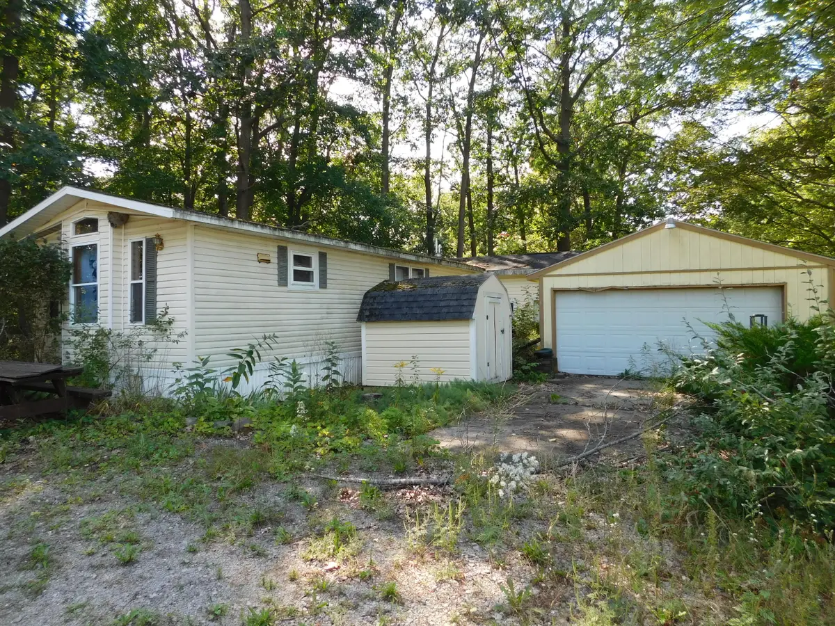 304 Magellan Avenue, Houghton Lake, MI 48629 - #1