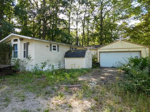 304 Magellan Avenue, HoughtonLake, MI 48629