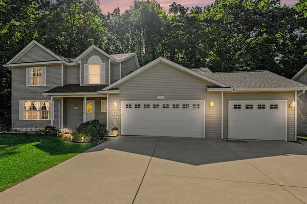 315 Abbington Circle, BattleCreek, MI 49015