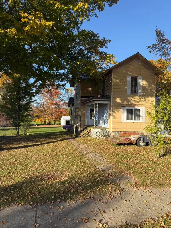 223 E Division Street, Sherwood, MI 49089