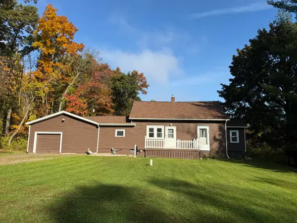 28705 C Drive N, Albion, MI 49224