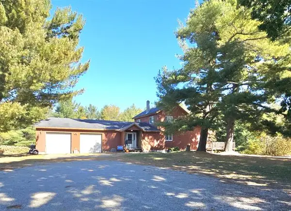 8091 Goebel Road, EastJordan, MI 49727