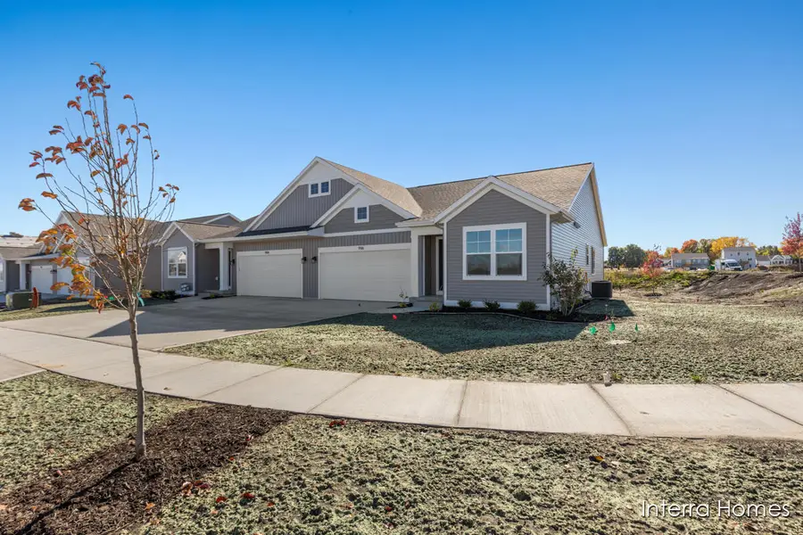 996 Scioto Drive NW Unit: 1, Comstockpark, MI 49321 - #2