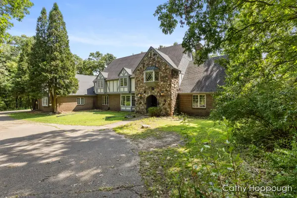 735 Prairie Creek Road, Ionia, MI 48846