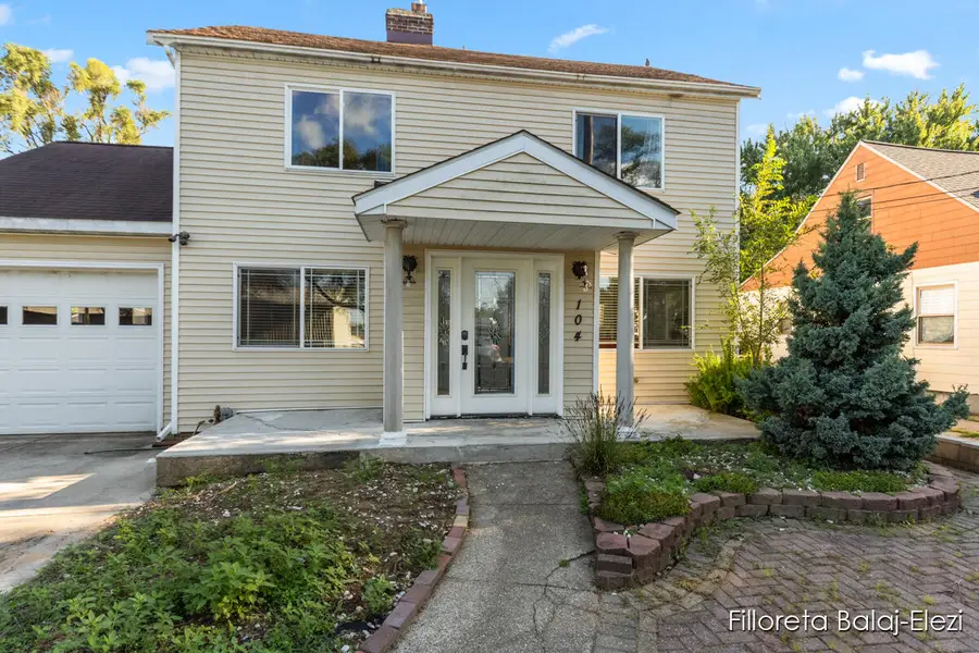 104 Colrain Street SE, Wyoming, MI No - #2