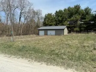 5019 S Townhall Road, Sheridan, MI 48884