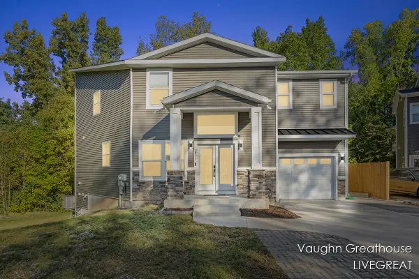 2905 Woodside Avenue SE, GrandRapids, MI 49508