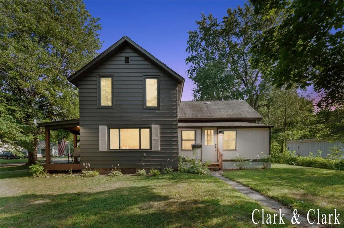 536 E Bond Street, Hastings, MI 49058 - #1