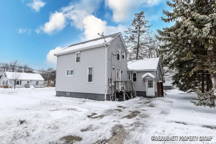 710 Verhoeks Street, Grand Haven, MI 49417 - #3
