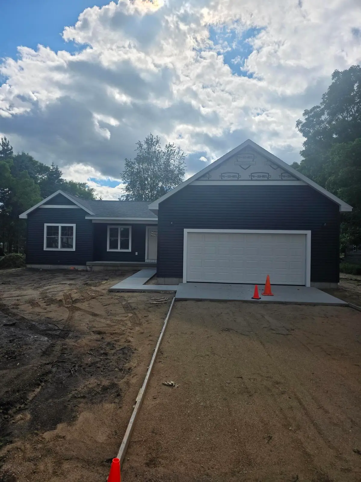 644 Willow Street, Howard City, MI 49329 - #1