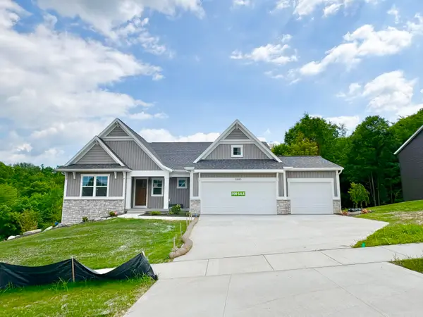 5940 Valley Point Drive SE, Caledonia, MI 49316