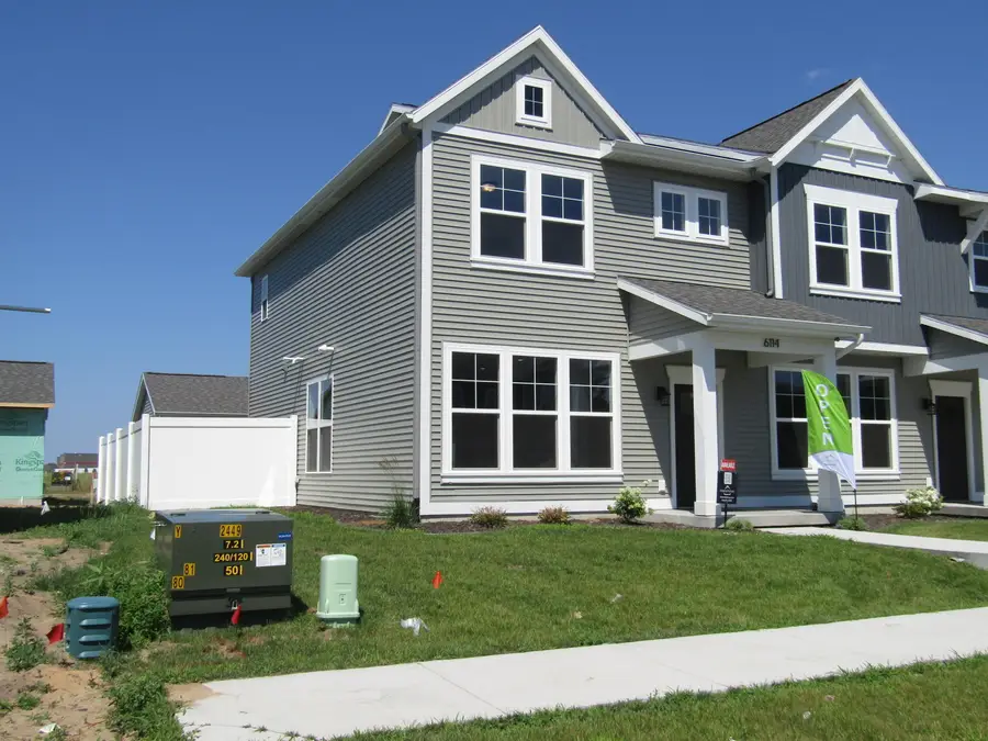 6114 Stahl Drive Unit: 16, Spring Lake, MI 49456 - #2