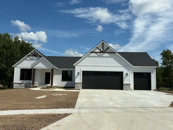 1800 Ringneck Court NW, GrandRapids, MI 49534