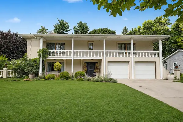 1217 El Camino Drive NW, GrandRapids, MI 49504