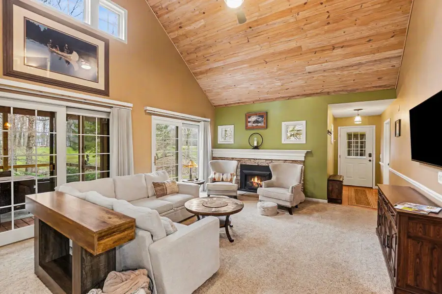 9362 Clubhouse Drive W, Canadian Lakes, MI 49346 - #3