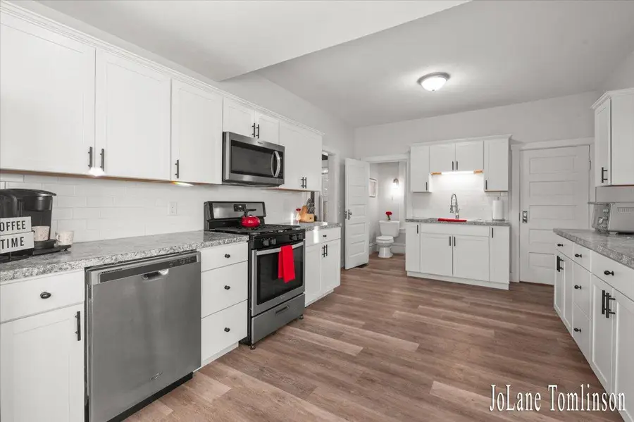 3274 Briggs Boulevard NE, Grand Rapids, MI 49525 - #2