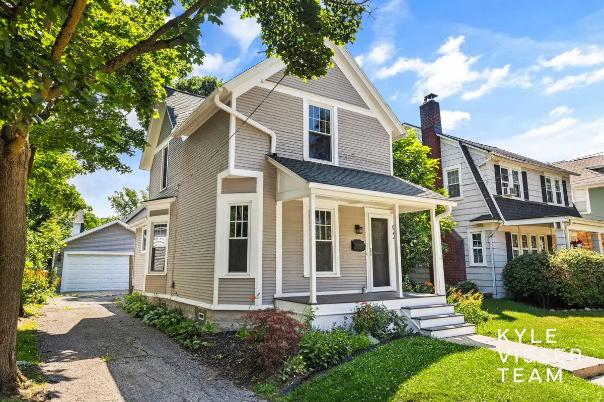 622 Gladstone Drive SE, East Grand Rapids, MI 49506 - #1
