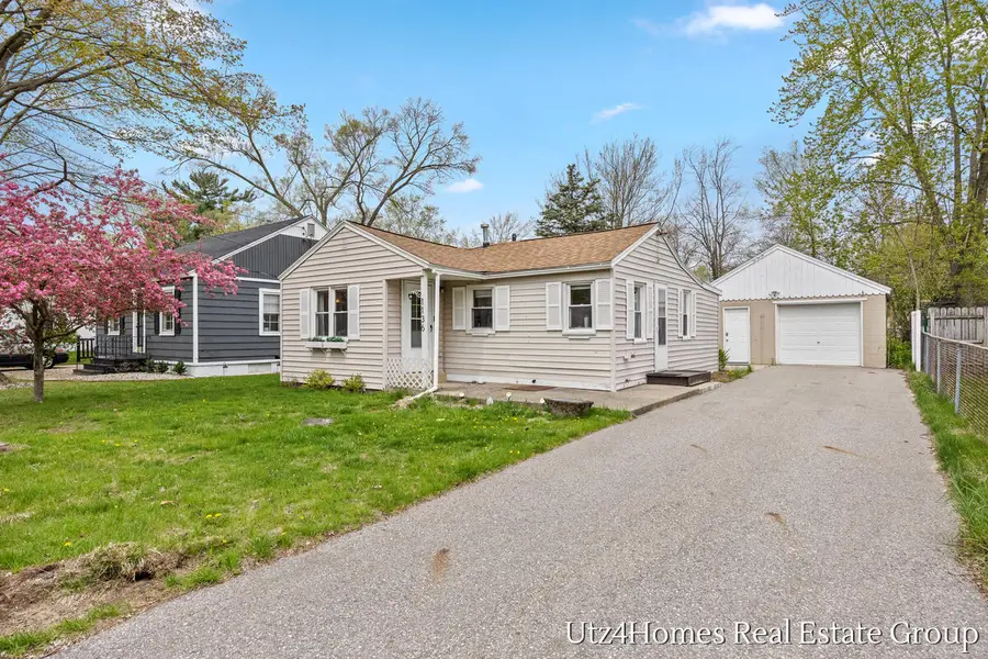 1136 Wilson Court, Norton Shores, MI 49441 - #2