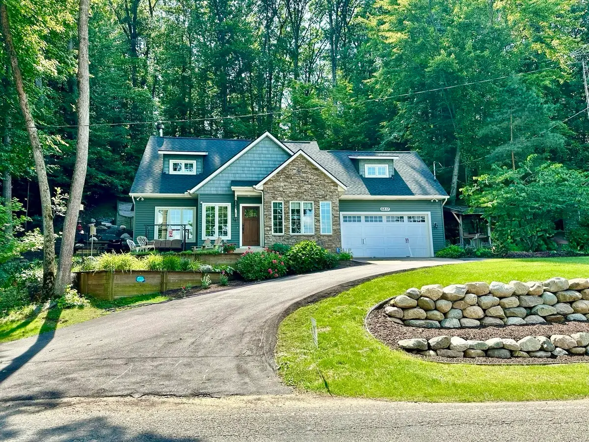 5217 S Centerline Road, Newaygo, MI 49337 - #1