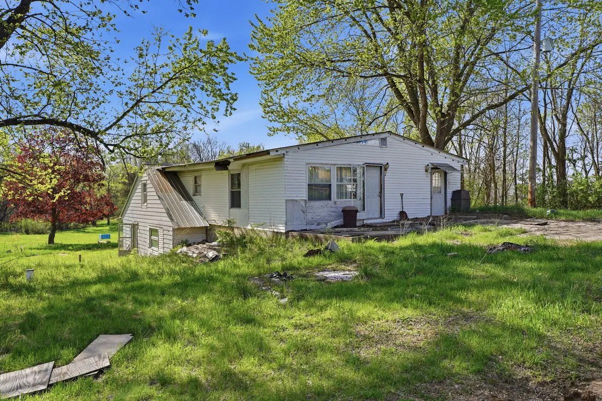 1928 S 35th Street, Galesburg, MI 49053 - #1