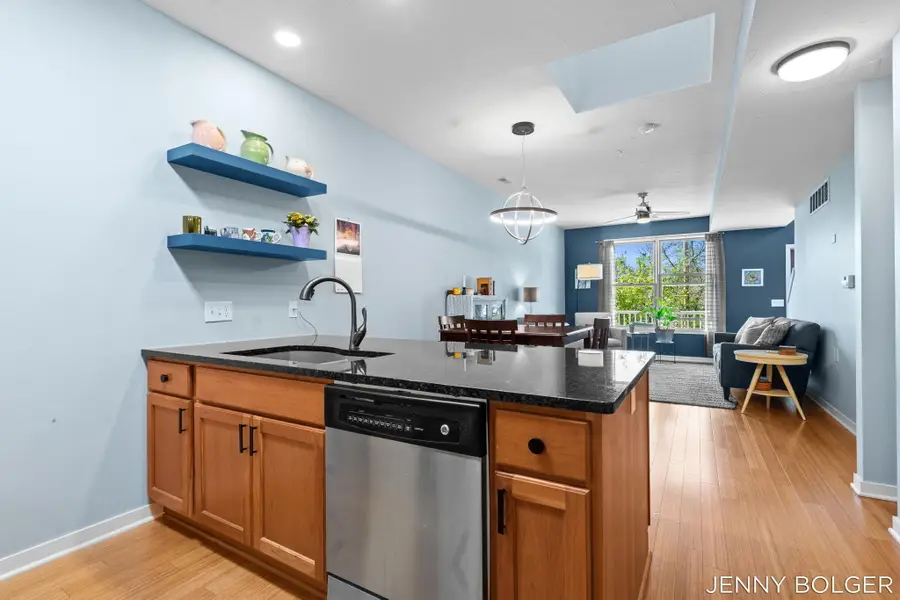 800 Livingston Avenue NE, Grand Rapids, MI Yes - #3