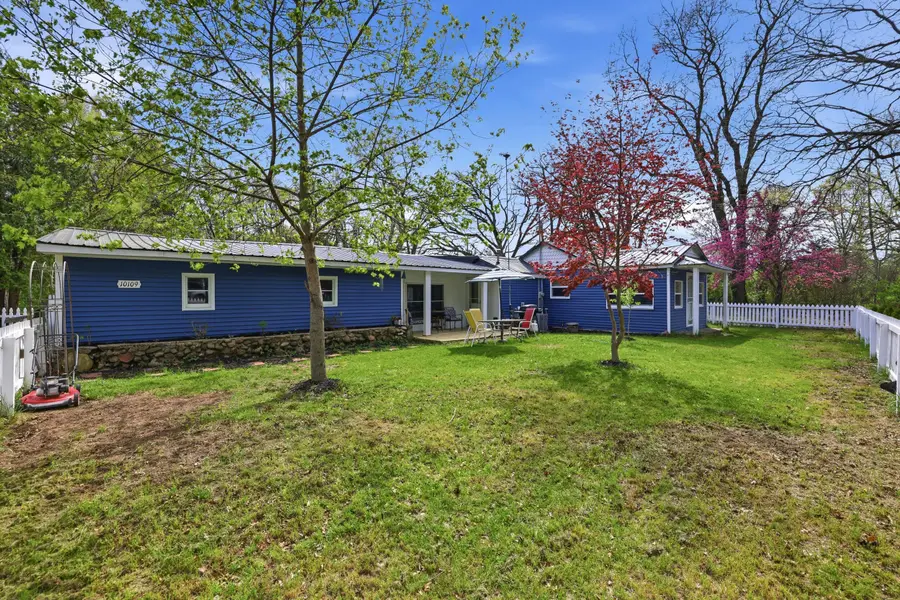 10109 W Wise Road, Greenville, MI 48838 - #2