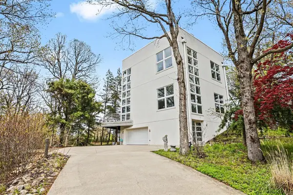 51212 Deer Park Drive, NewBuffalo, MI 49117