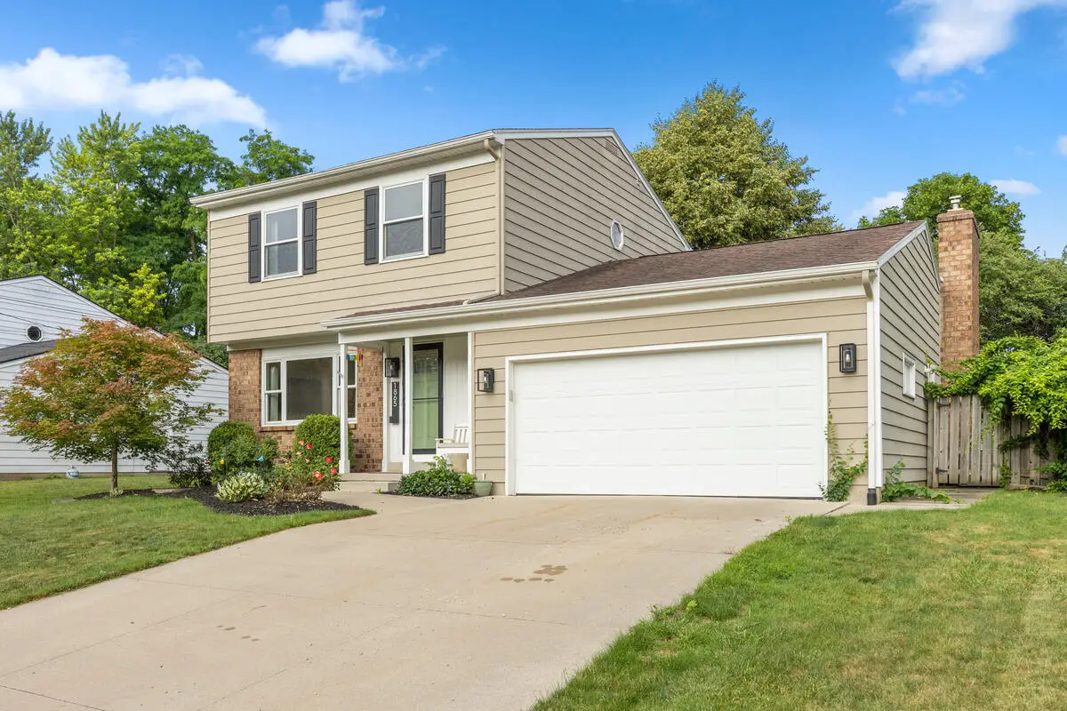 1865 Ridgemoor Drive SE, Grand Rapids, MI 49506 - #1