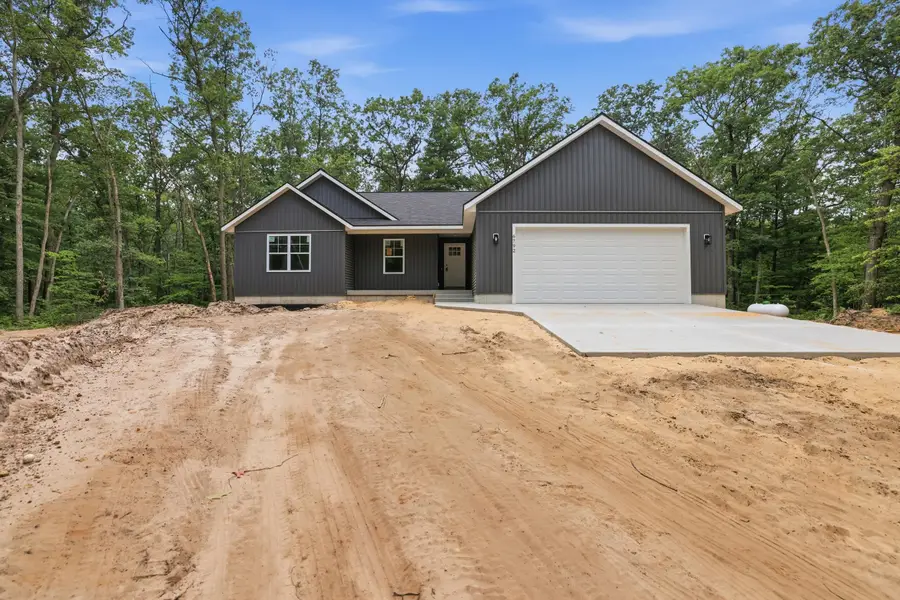 6792 E Evanston Avenue, Muskegon, MI 49442 - #2