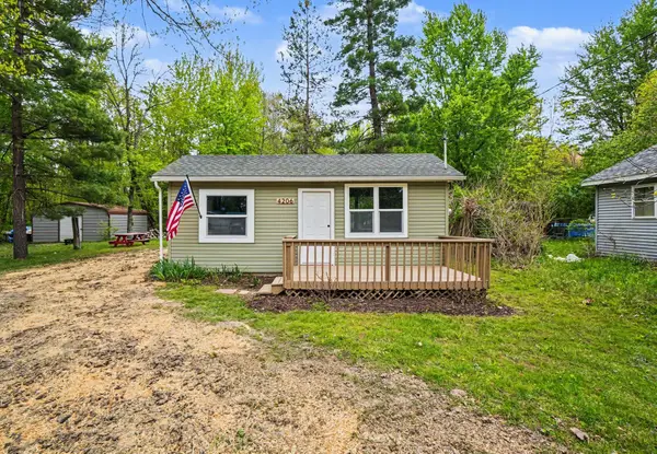 4206 S Shore Drive, Allegan, MI 49010