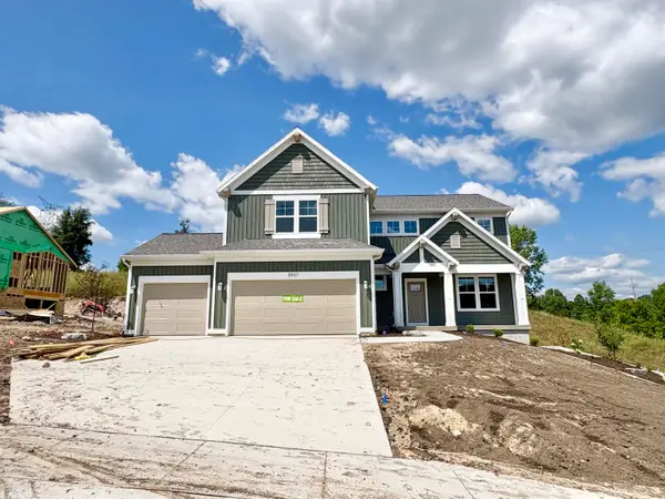5937 Valley Point Drive SE, Caledonia, MI 49316