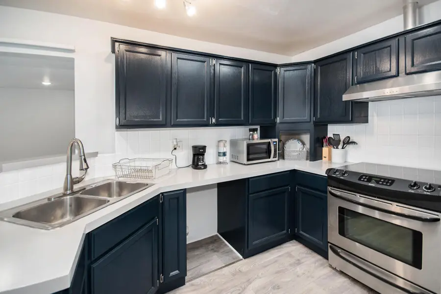 153 Vander Veen Avenue, Holland, MI 49424 - #2