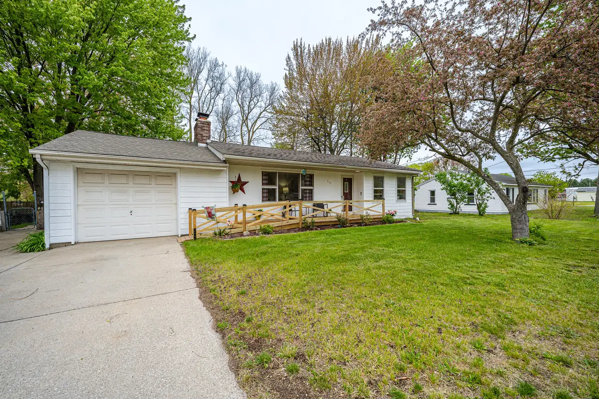 3104 E Apple Avenue, Muskegon, MI 49442 - #1