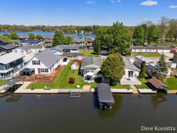 4356 Lynden Road, Shelbyville, MI 49344