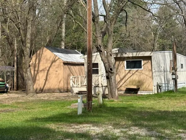 3430 S Chestnut Avenue, Newaygo, MI 49337