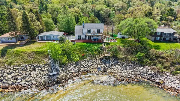 3053 N Lakeshore Drive, Mears, MI 49436